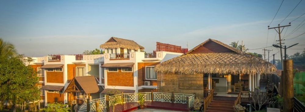 Hotel Queen Jamadevi Moulmein Exterior foto