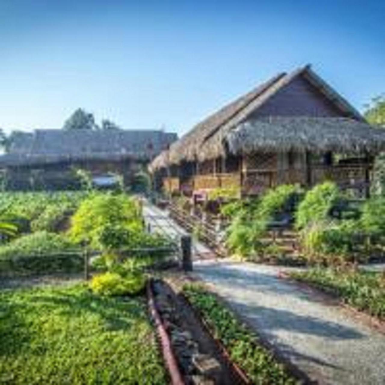 Hotel Queen Jamadevi Moulmein Exterior foto